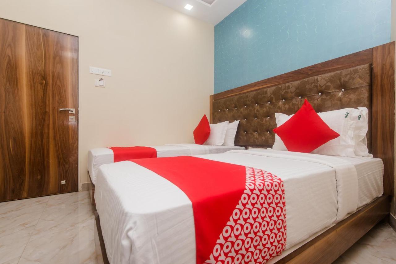 Hotel O Greenforest Near Airport Road Metro Station Bombay Exterior foto